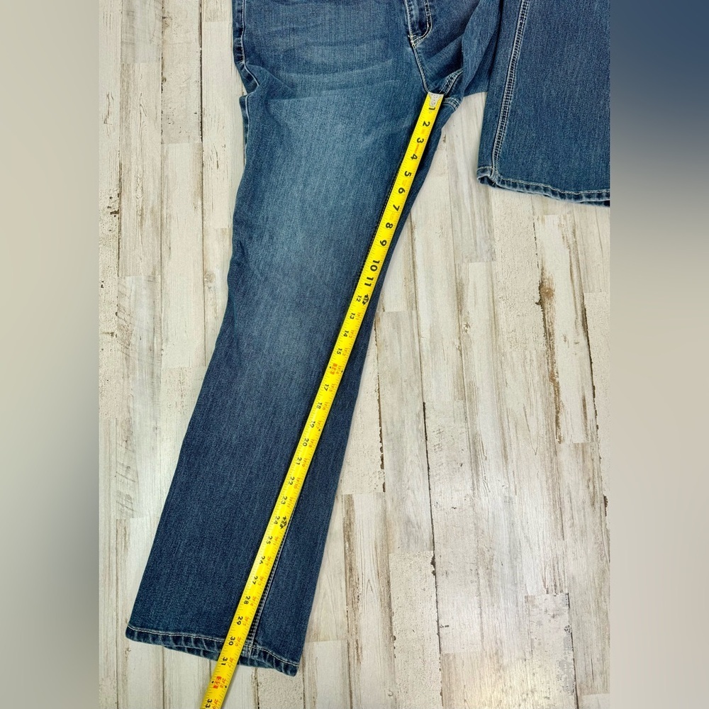 Cato Premium Jeans Women's 14 38x31 Blue Straight Leg Mid Rise - Picture 10 of 11